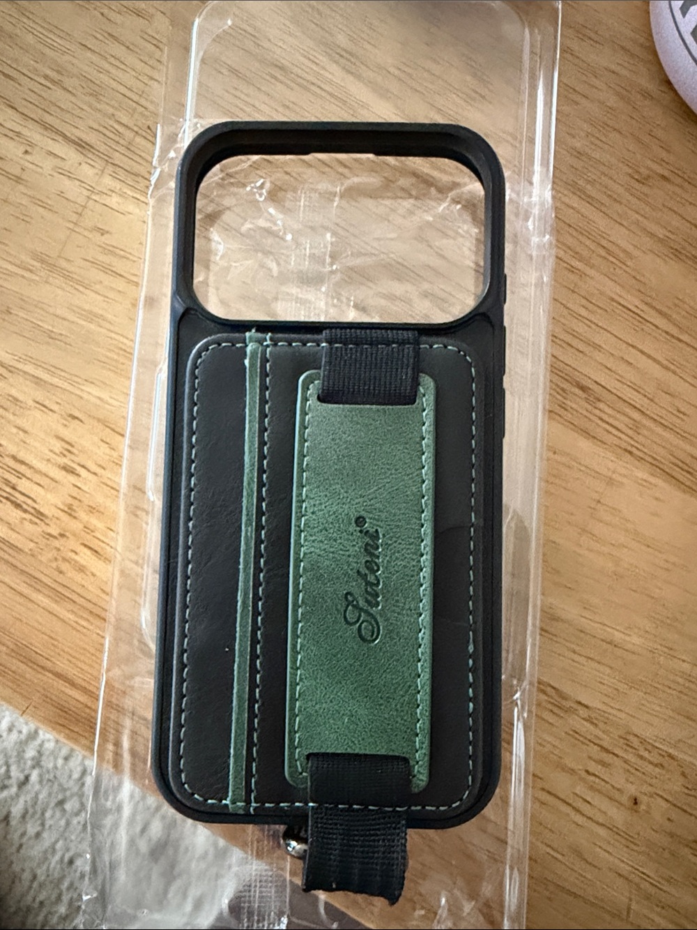 Phone case card holder for Apple Pay 17 Pro